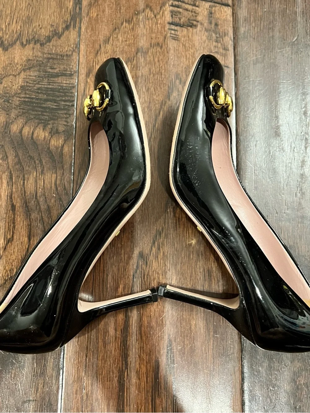 Gucci Black Patent Leather Pumps with Gold Horsebit